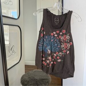 Lucky Brand Tank in size small. Excellent Condition